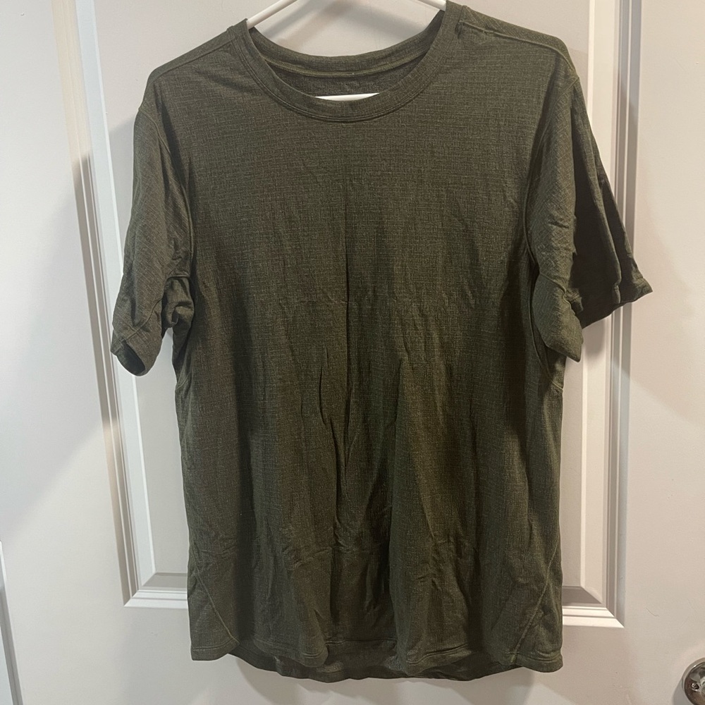 Lululemon Metal Vent Tech Short Sleeve Size Small Green